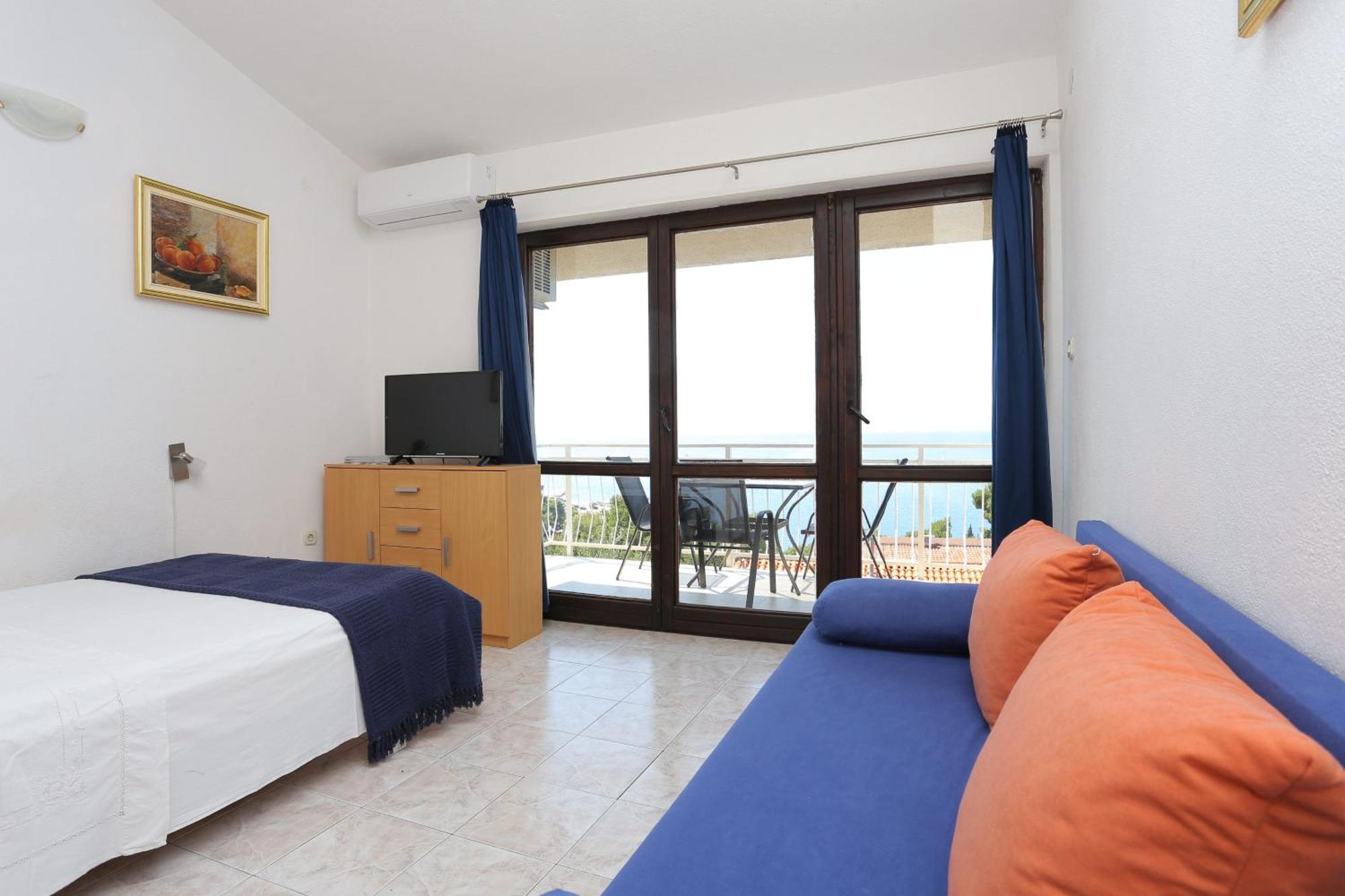 Apartments By The Sea Baska Voda, Makarska - 300 Екстериор снимка