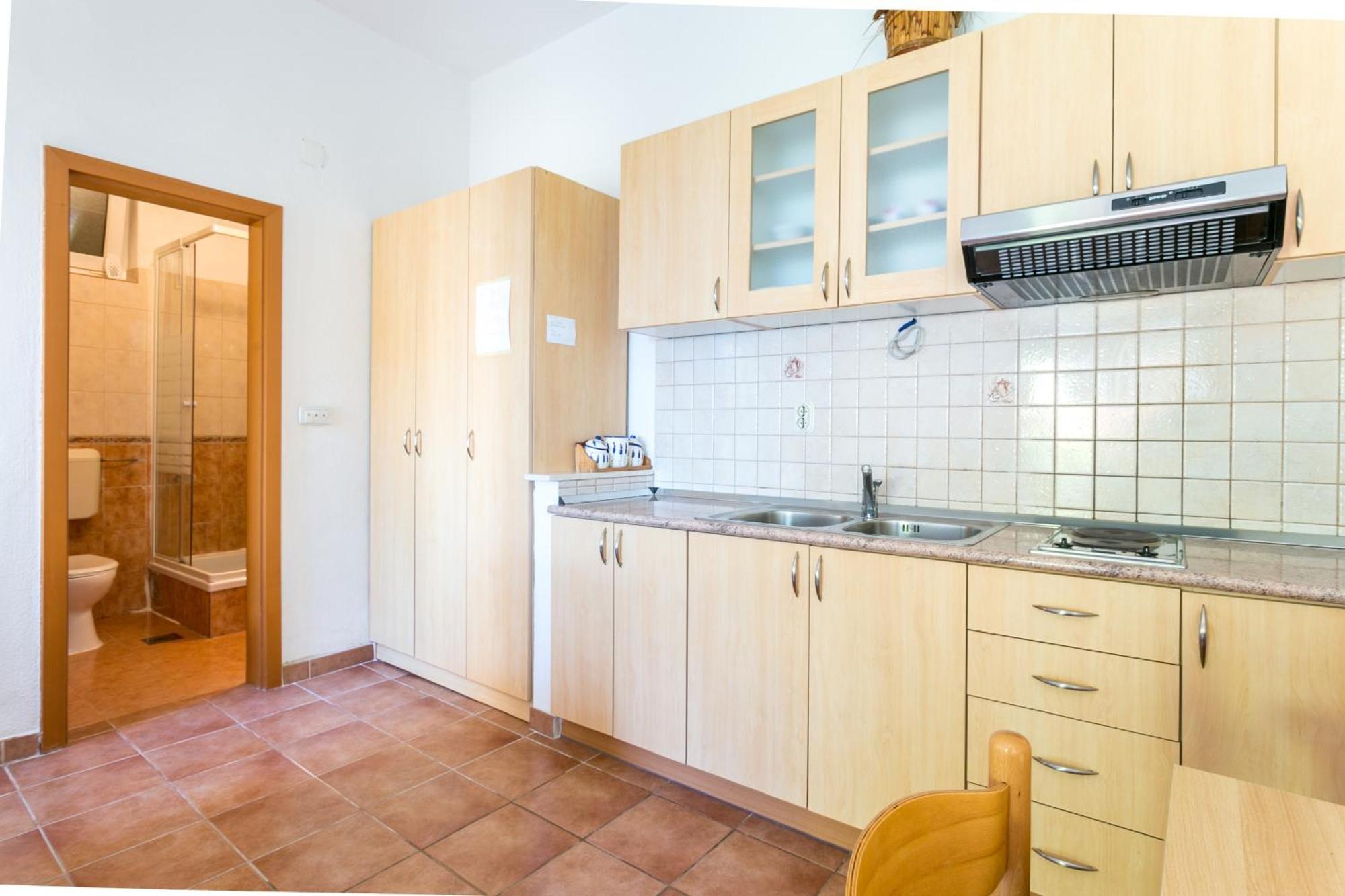 Apartments By The Sea Baska Voda, Makarska - 300 Екстериор снимка